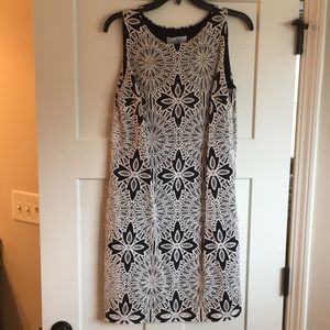 NWT Badgley Mischka Eyelet Floral Dress